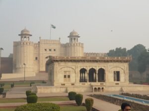The Ultimate 1.5-Day Lahore Itinerary: 8 Breathtaking Historical Marvels You Must See
