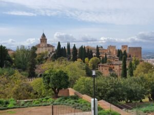 6 Unforgettable Reasons to Visit Granada: A Breathtaking One Day Itinerary